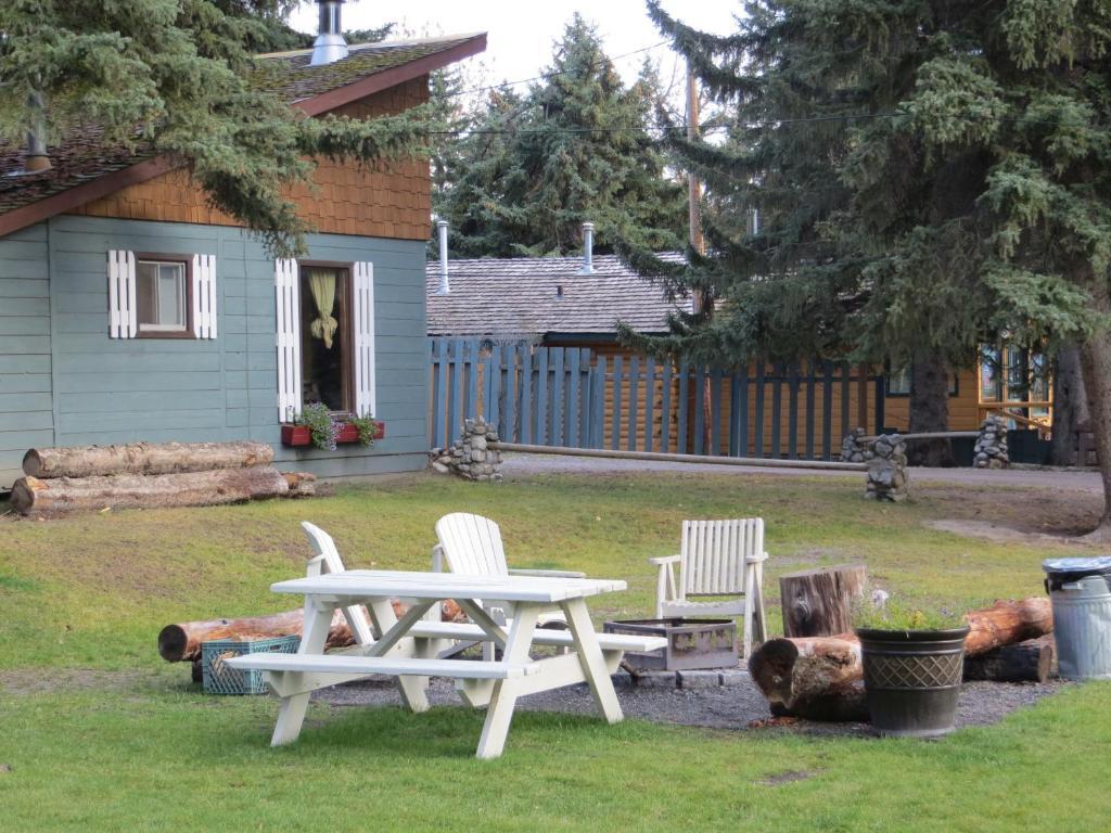 Rundle Chalets Canmore Eksteriør bilde