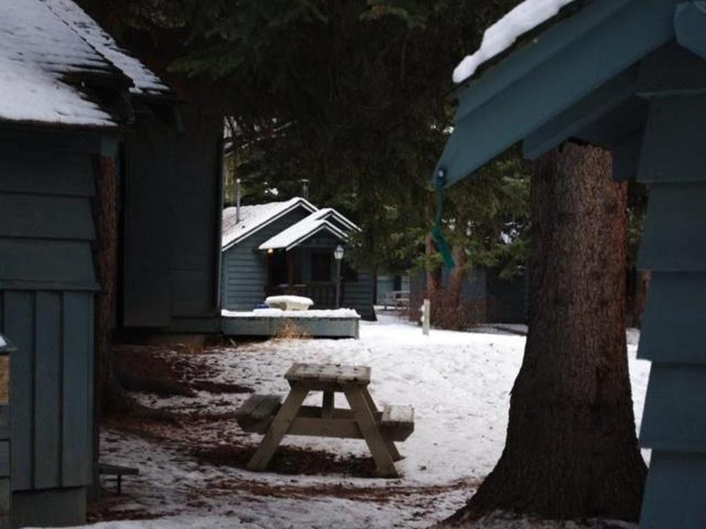 Rundle Chalets Canmore Eksteriør bilde