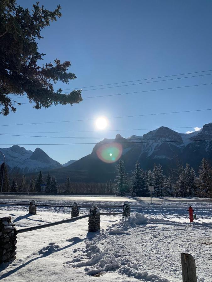 Rundle Chalets Canmore Eksteriør bilde